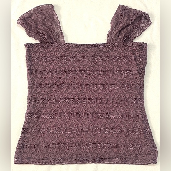 Max Studio Women’s Elegant Lace Floral Purple Top with Lace Sleeves Size Small - Picture 11 of 14